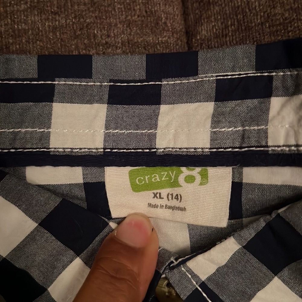 Button down shirt - Picture 4 of 4